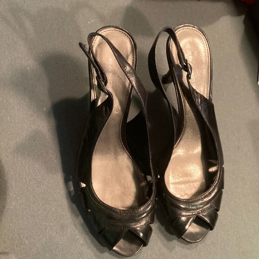 2 inch black BANDOLINO HEELS